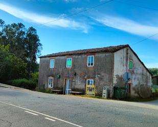 Vista exterior de Casa o xalet en venda en O Pino  amb Jardí privat