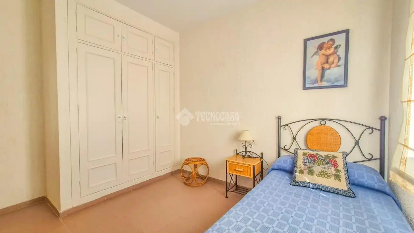 Dormitori de Casa adosada en venda en Rota