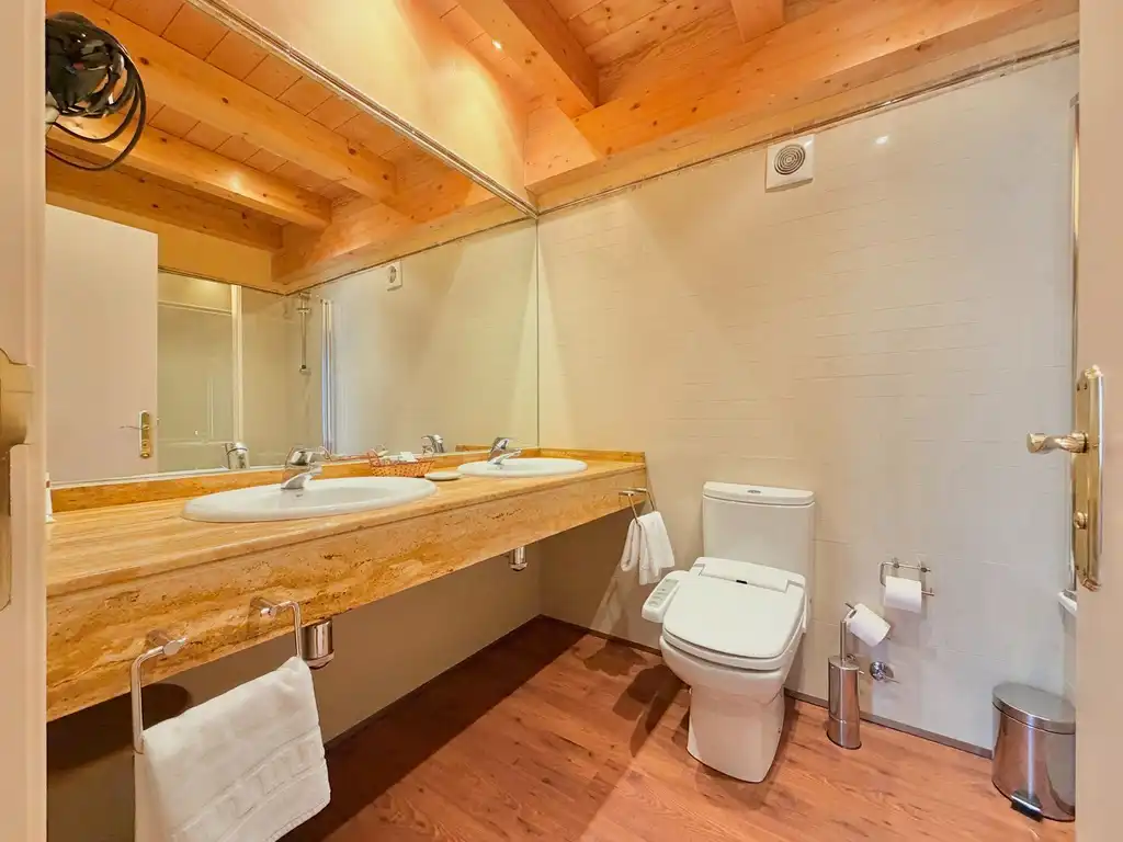 Bathroom of Buildings for sale in Fuentidueña, Segovia