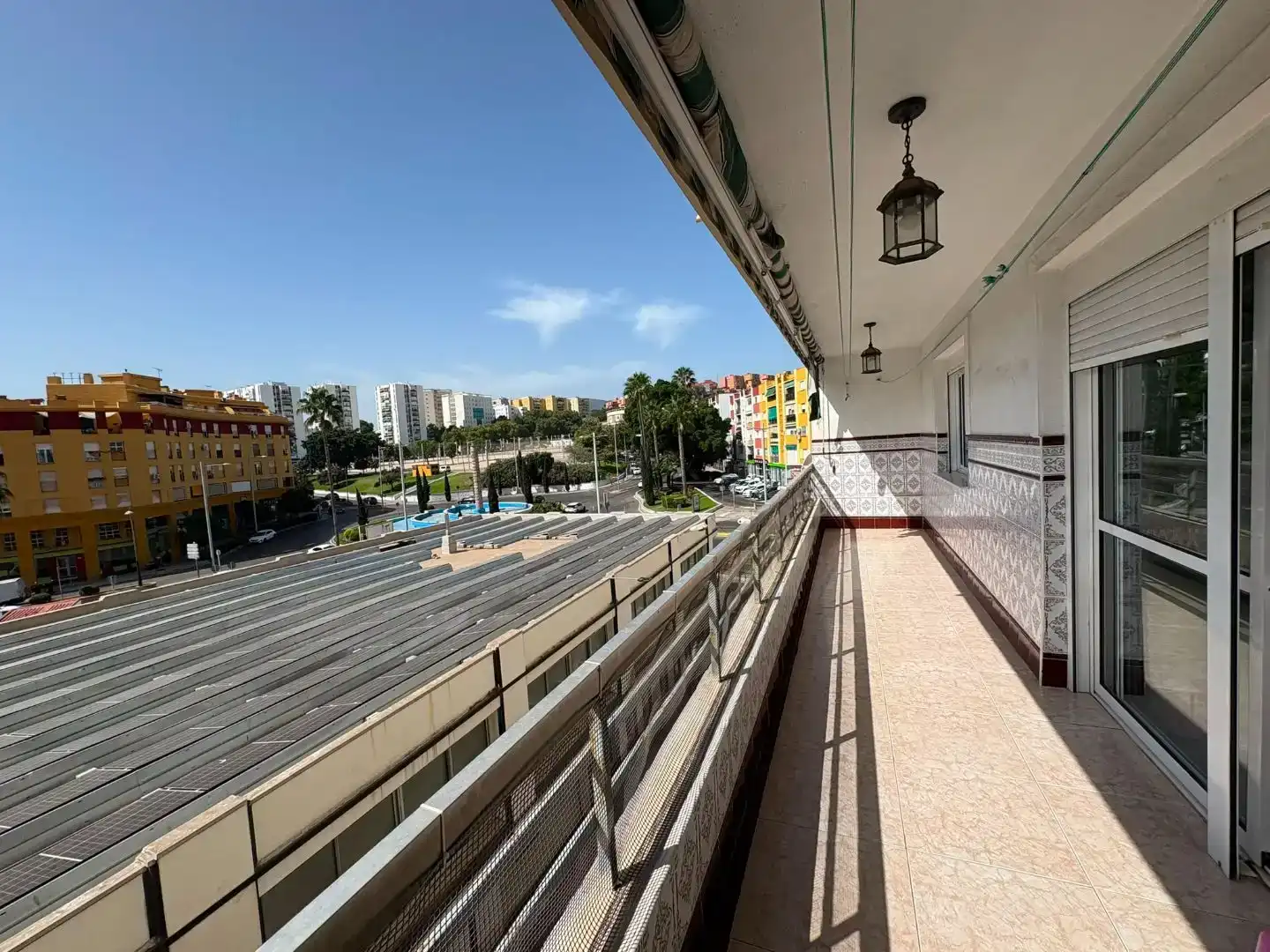 Vista exterior de Pis en venda en San Bernabé