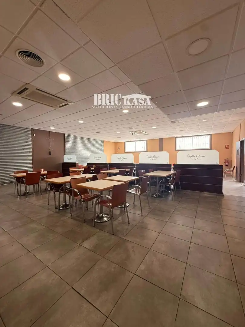 Local comercial en venda a herreros, imagen 6