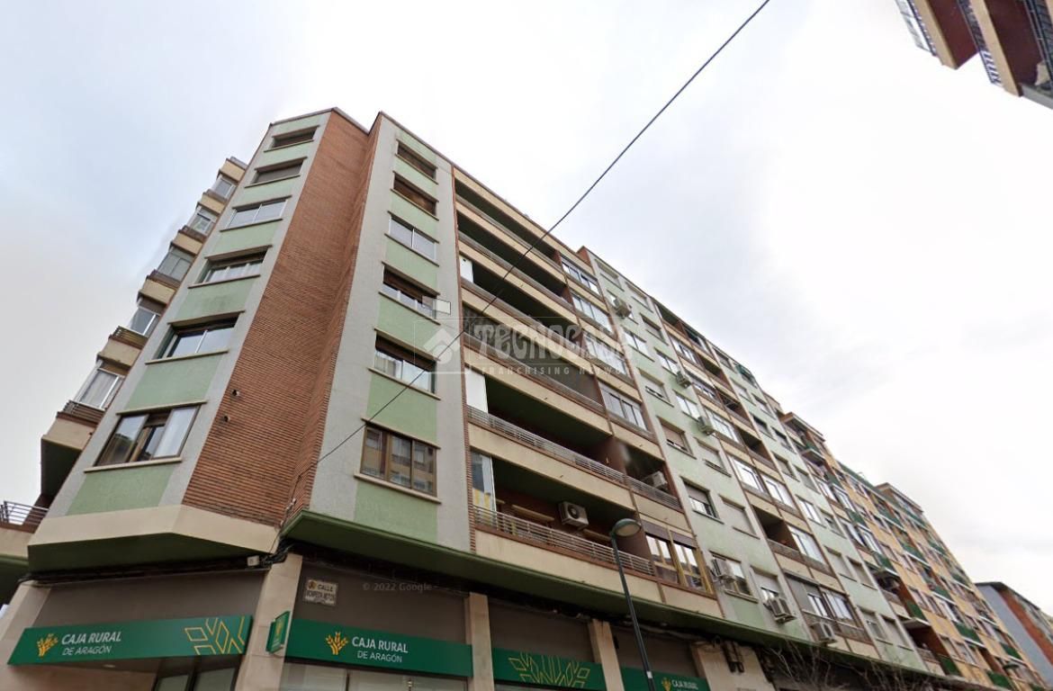 Exterior view of Flat for sale in  Zaragoza Capital  with Air Conditioner, Heating and Balcony
