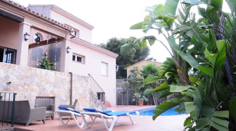 Chalet en Denia con vistas al mar y a la montaña. Costa Blanca.