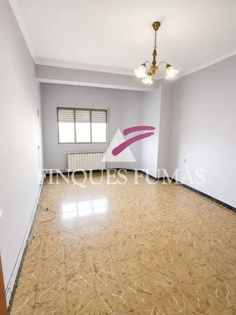 Piso en venta en Tàrrega con Calefacción, Horno y Balcón