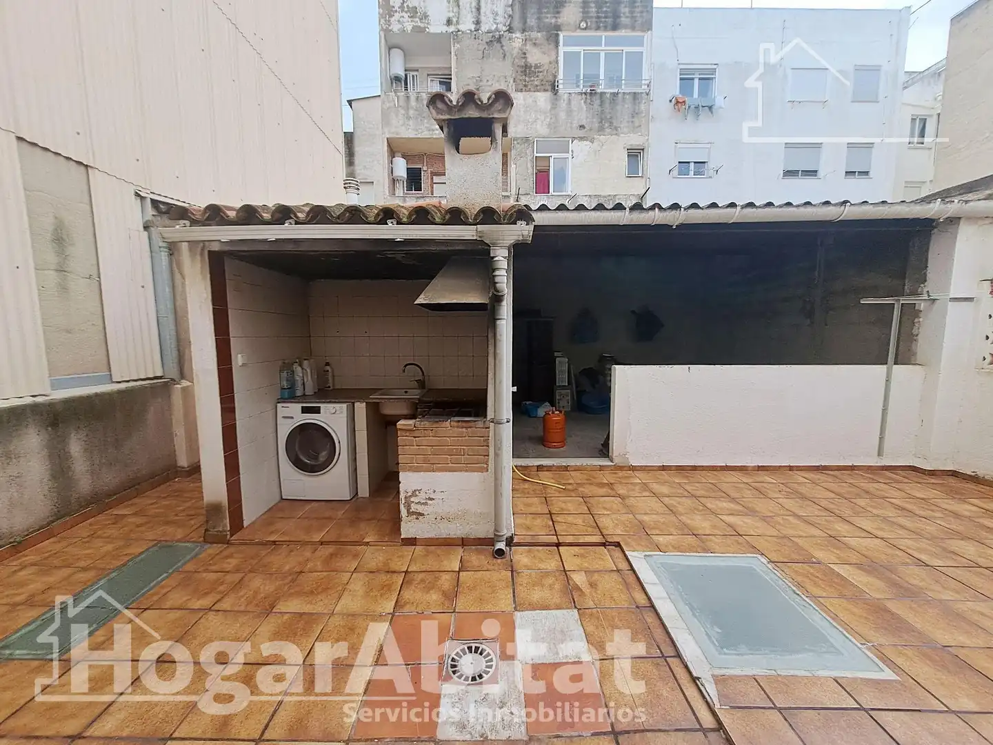 Vista exterior de Casa o xalet en venda en Castellón de la Plana / Castelló de la Plana amb Terrassa, Traster i Moblat