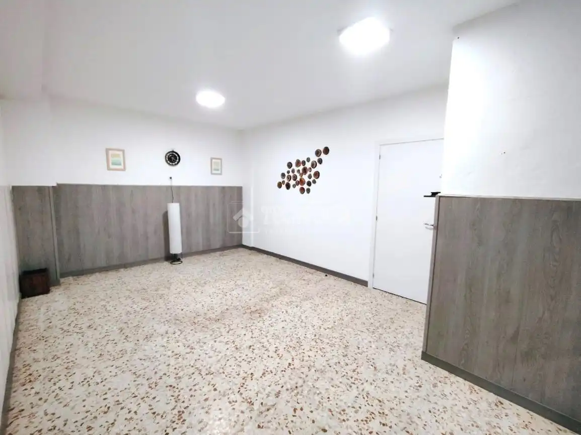 Gewerbefläche zum Verkauf in Coria del Río, imagen 25