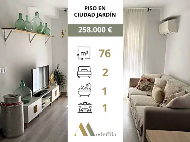 Piso en Venta en Calle Pintor Ramos Rosas, 1 en Alegría de la Huerta- Jardín de Málaga