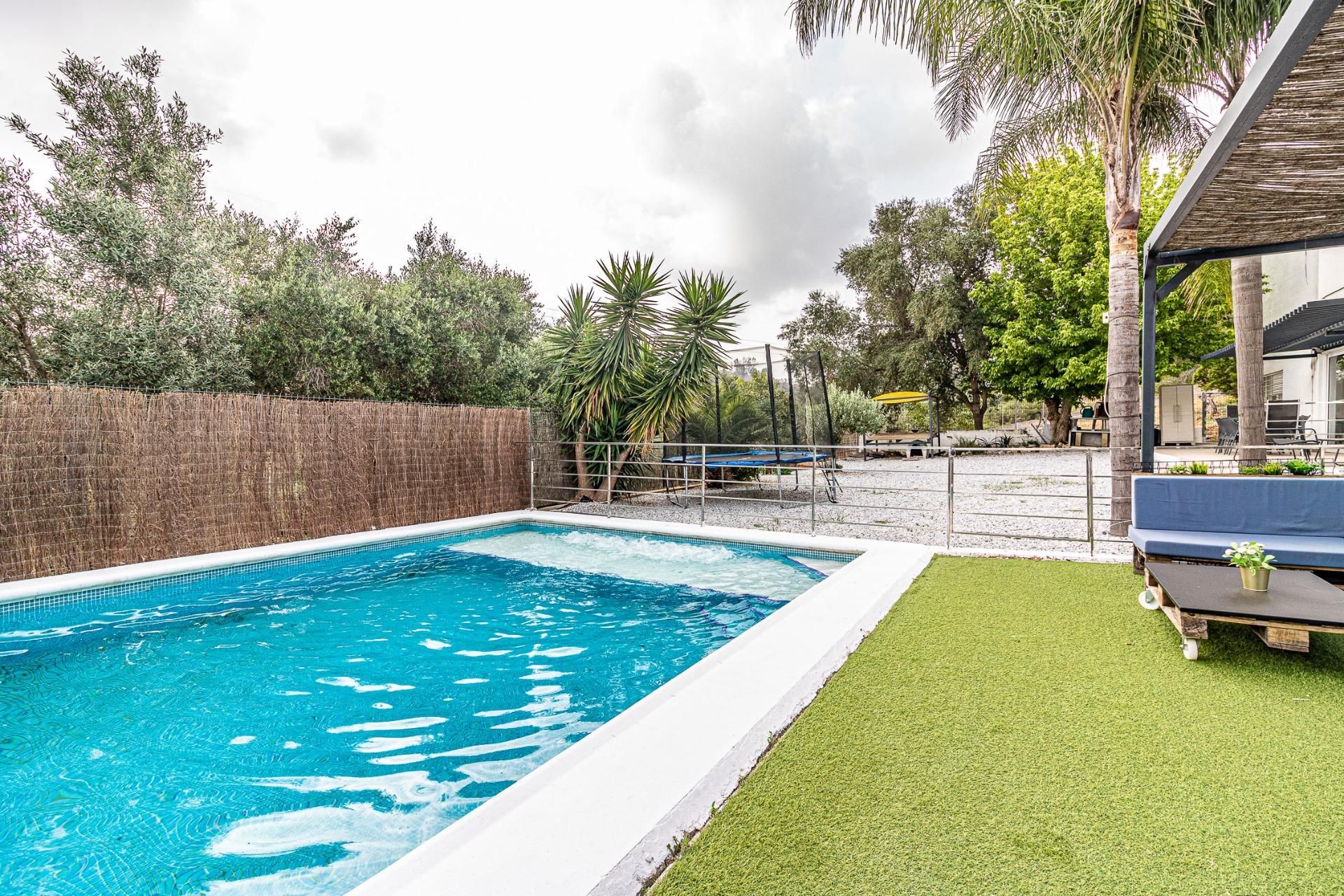 Swimming pool of House or chalet for sale in Alberic  with Air Conditioner, Heating and Private garden