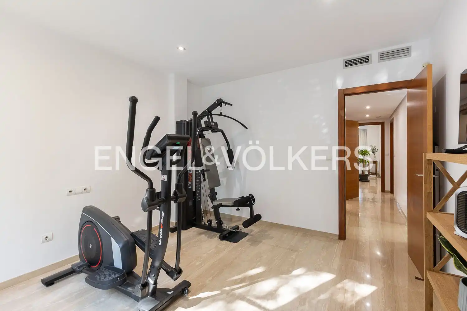 Dúplex en venta en Valencia con Aire acondicionado, Calefacción y Jardín privado