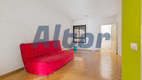 Living room of Flat for sale in  Madrid Capital  with Heating, Terrace and Furnished