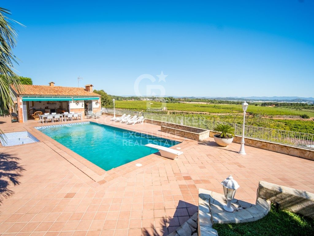 Exterior view of House or chalet for sale in Chiva  with Air Conditioner, Heating and Private garden