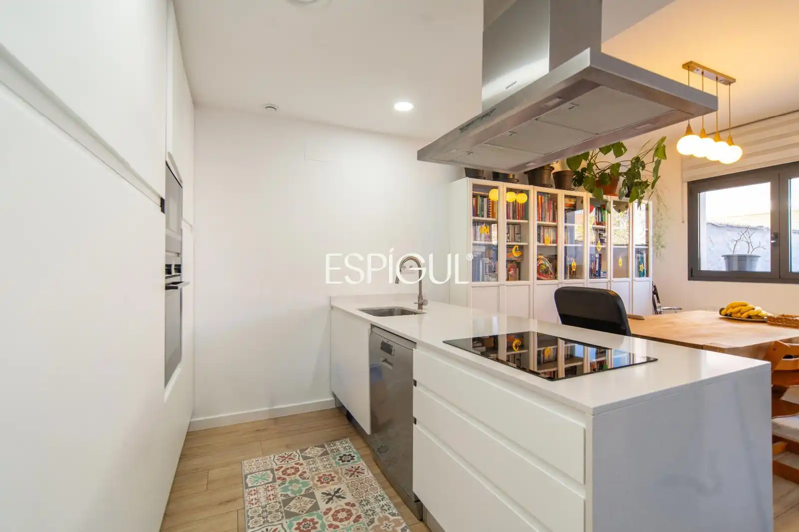 Kitchen of Flat for sale in Vilablareix  with Air Conditioner, Heating and Terrace