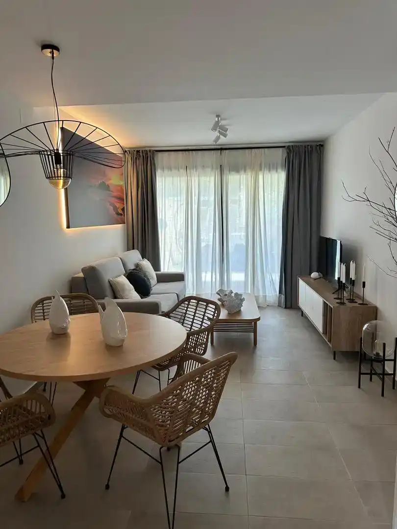 Sala d'estar de Dúplex en venda en Zahara de los Atunes amb Aire condicionat, Piscina i Balcó