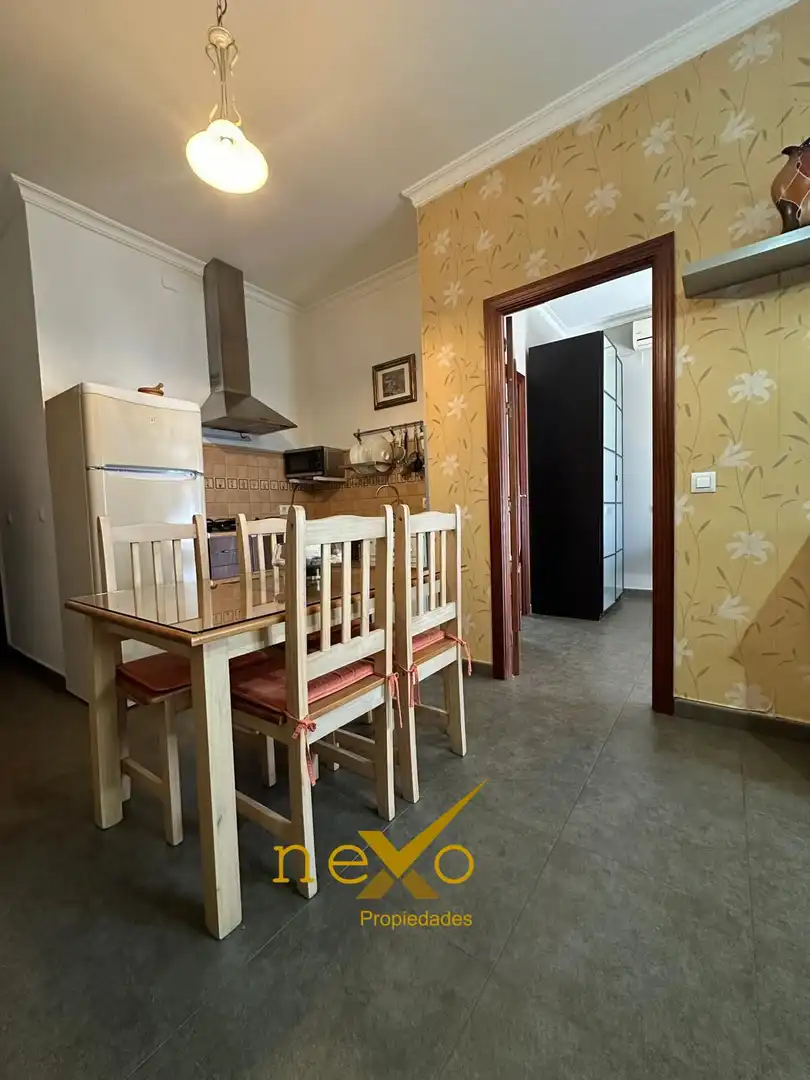 Comedor de Apartamento en venta en Carmona con Aire acondicionado y Amueblado