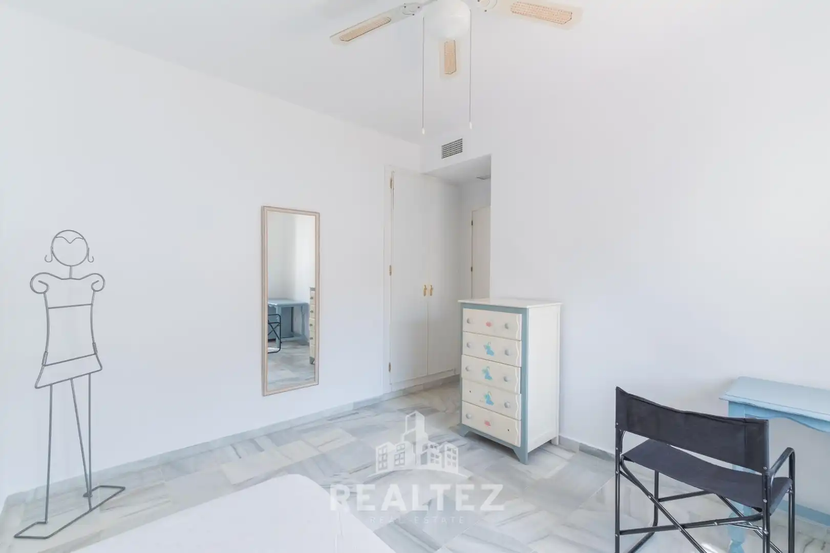 Schlafzimmer von Einfamilien-Reihenhaus zum Verkauf in El Puerto de Santa María mit Terrasse, Möbliert und Balkon