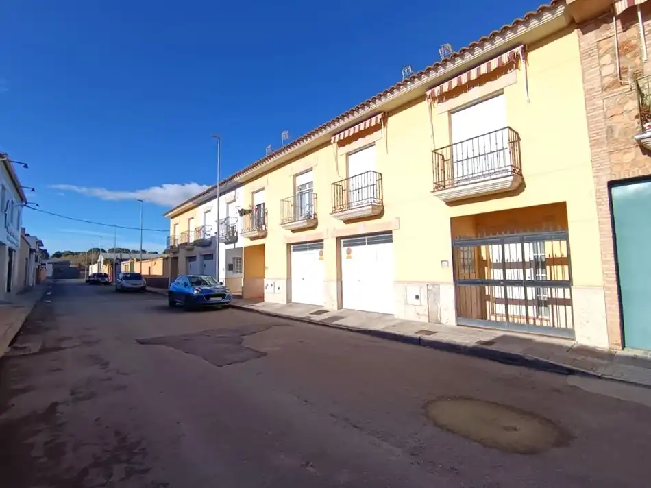 Vista exterior de Casa o chalet en venta en Daimiel
