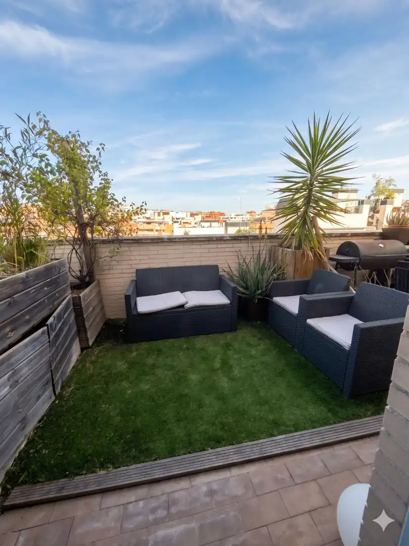 Terrasse von Wohnung zur untervermieten in Madrid mit Klimaanlage, Heizung und Privatgarten
