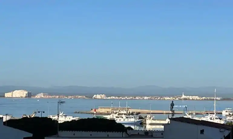 Apartamento con ascensor en venta en Almadrava - Canyelles - Puig-Rom, imagen 6