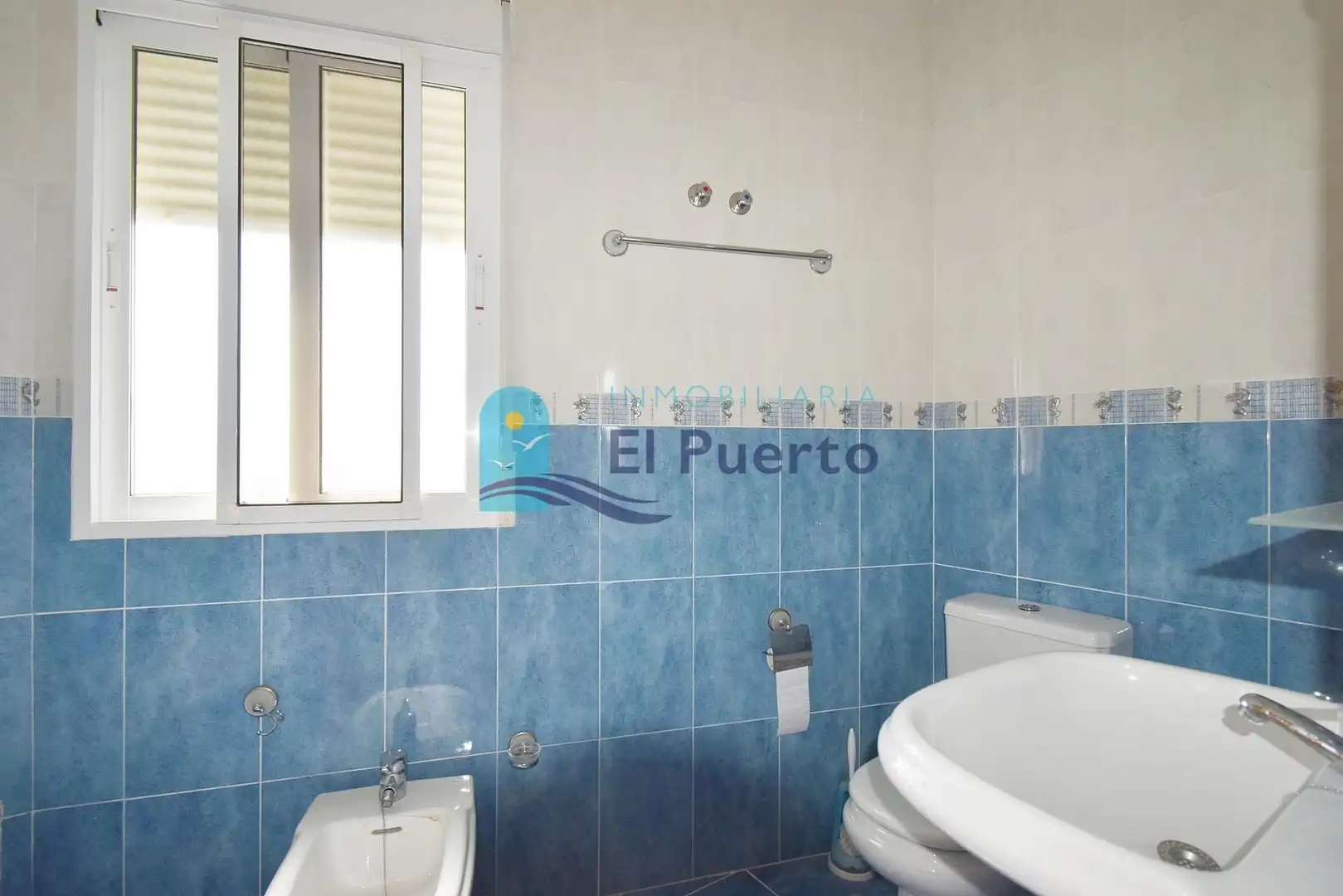 Bany de Dúplex en venda en Cartagena amb Terrassa, Moblat i Balcó
