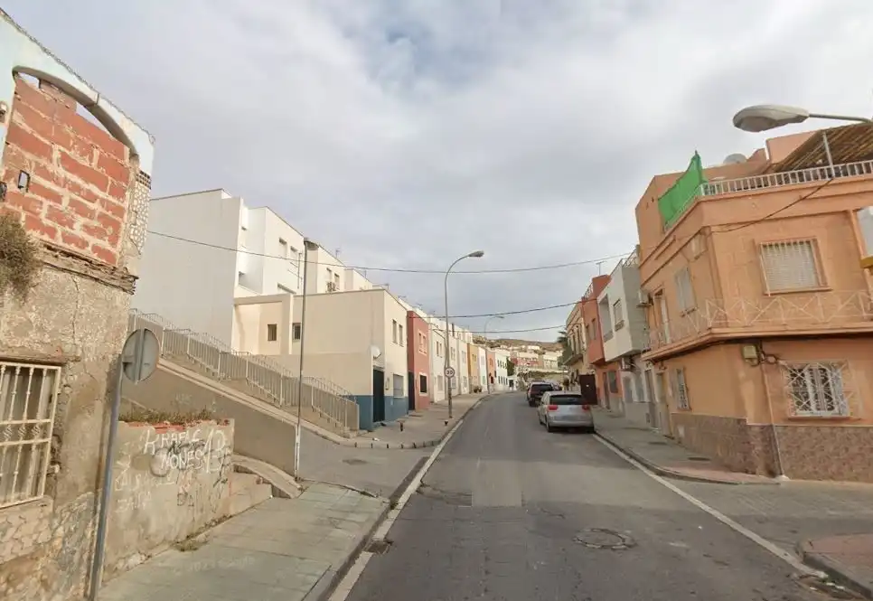 Vista exterior de Casa adosada en venta en Almería
