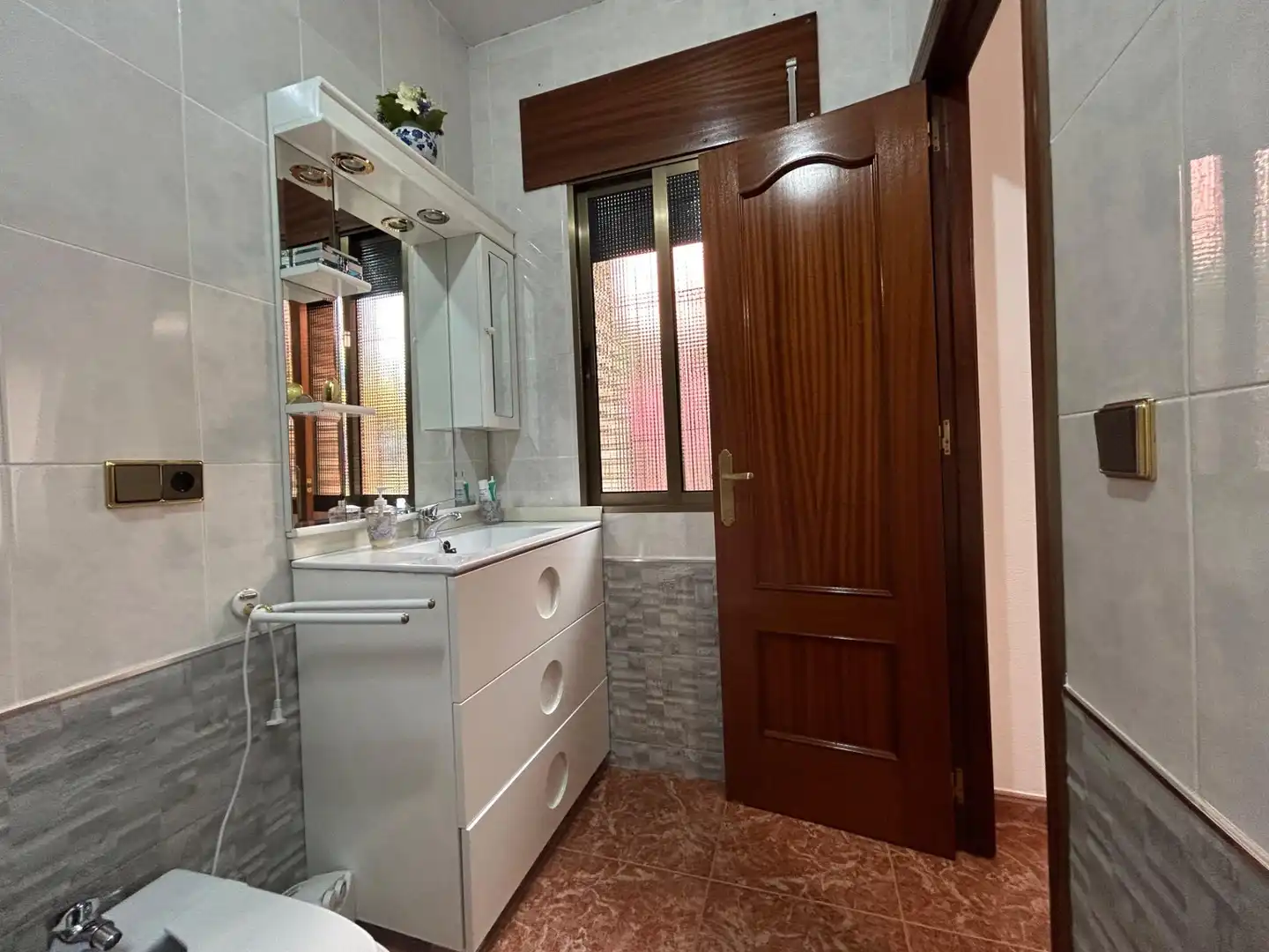 Bathroom of Houses for sale in Córdoba  with Air Conditioner, Heating and Private garden