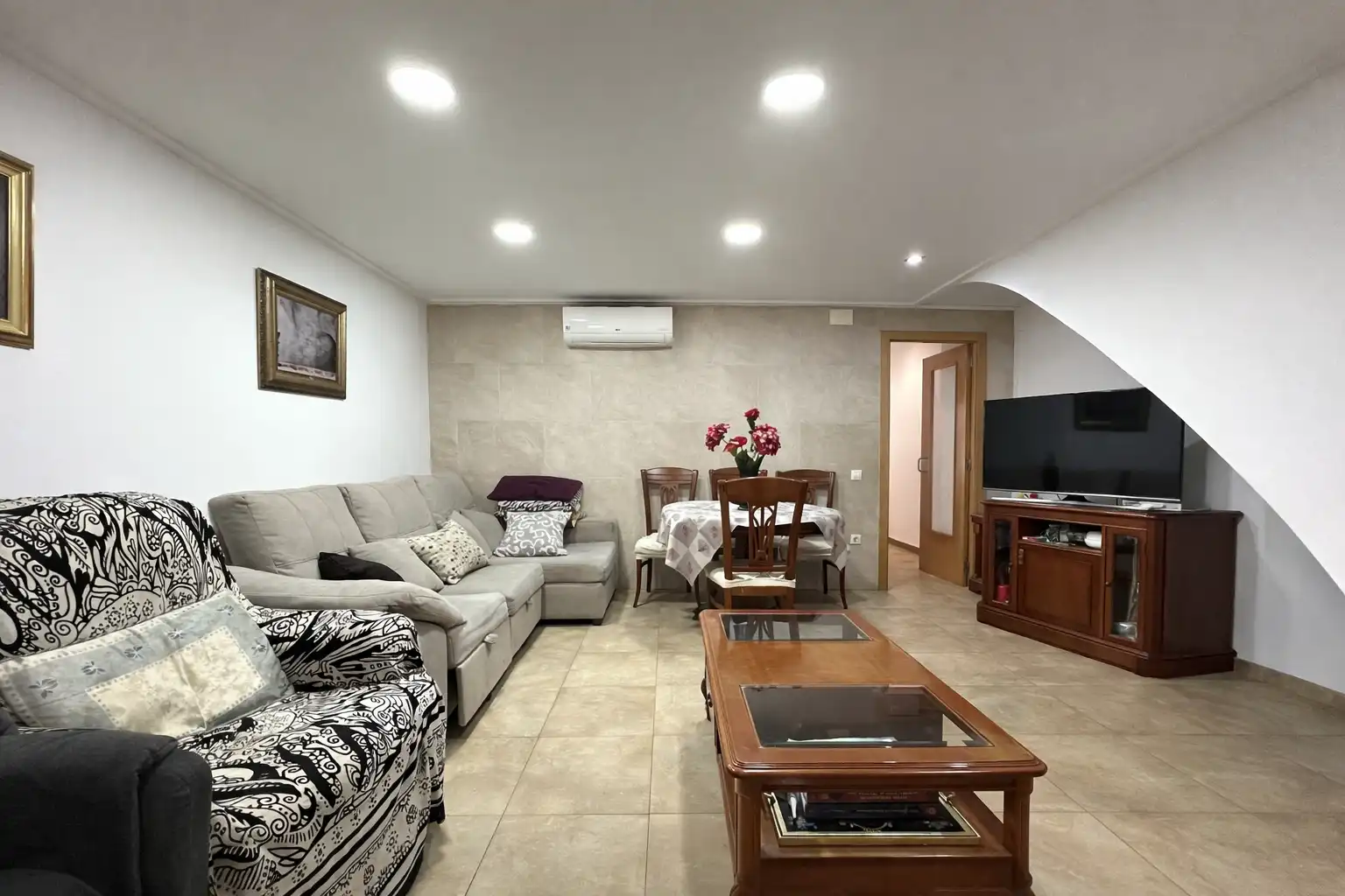 Wohnzimmer von Country house zum Verkauf in L'Olleria mit Klimaanlage, Heizung und Terrasse