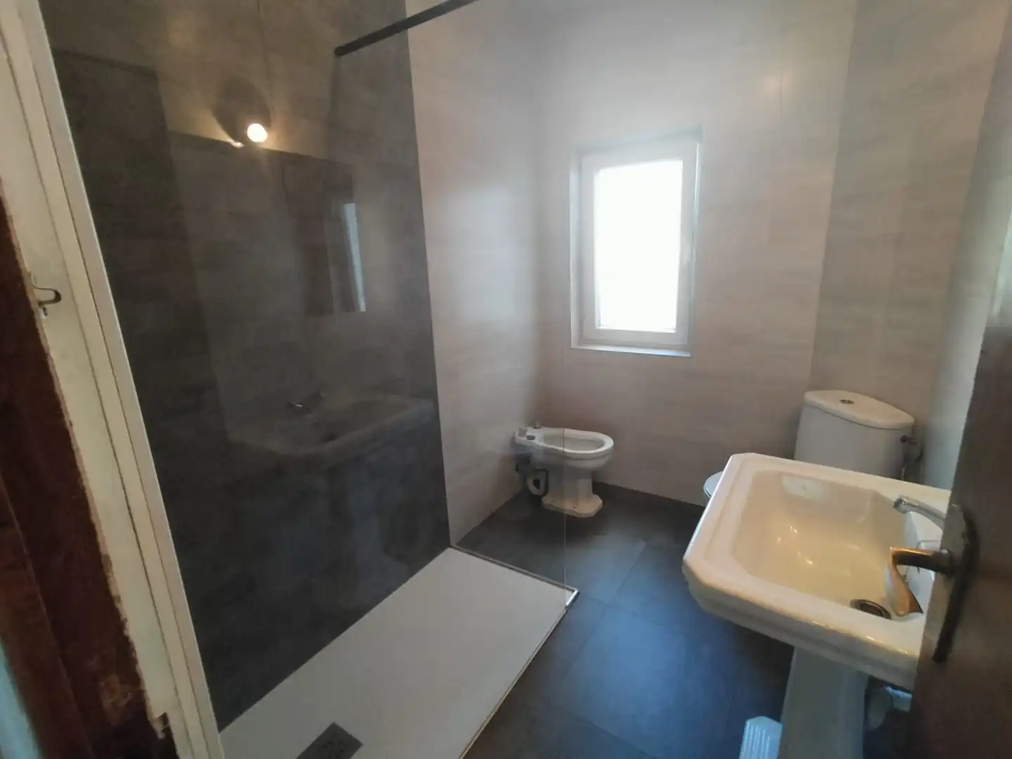 Flat with terrace to rent in Avenida de Portugal, imagen 15