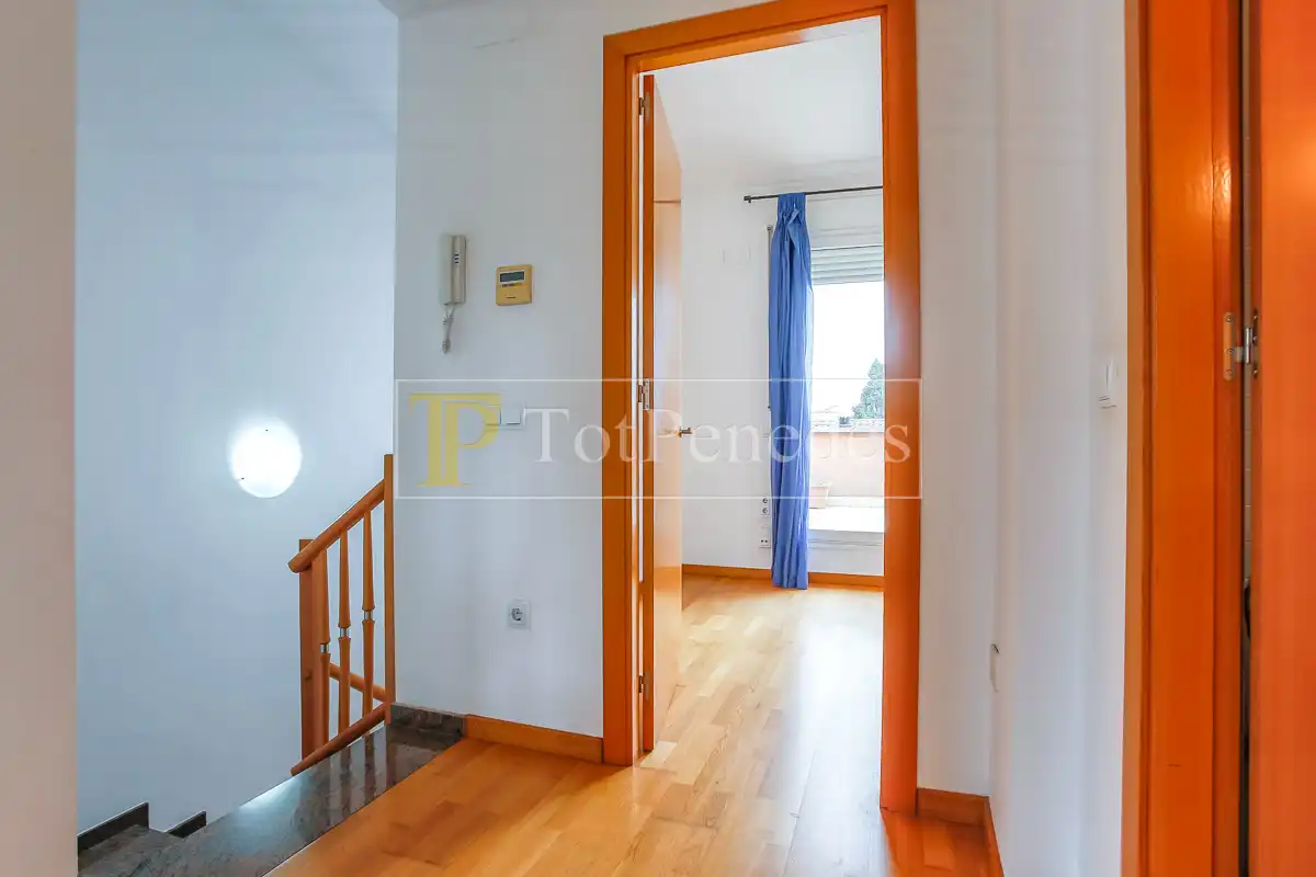 Detached homes for sale in Carrer del Carme, Avinyonet del Penedès
