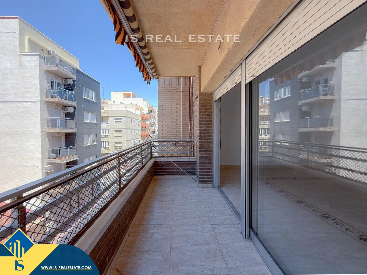Appartamento con terrazza in vendita a Centro