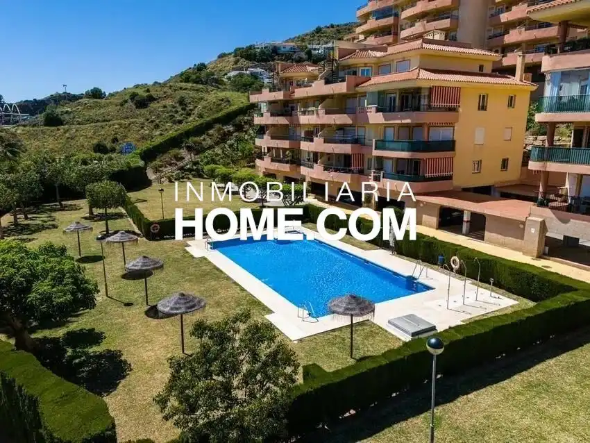 Piso con terraza en venta en Avenida Avenida Ingenieros de Riviera, imagen 3