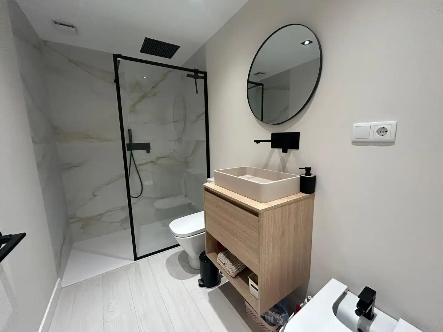 Baño de Piso en venta en Antequera con Aire acondicionado, Calefacción y Terraza