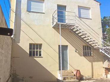 Casa con balcón en venta en Calle Horno 14