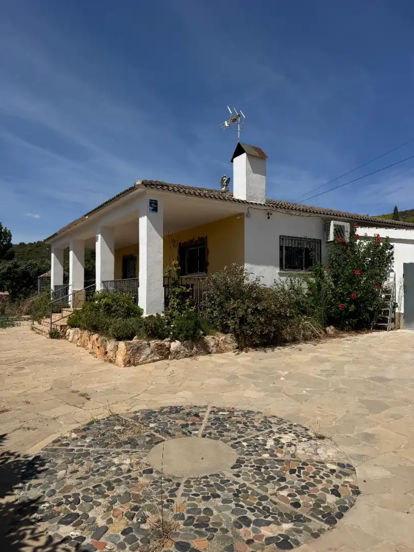Vista exterior de Casa o chalet en venta en El Montmell con Jardín privado, Terraza y Amueblado