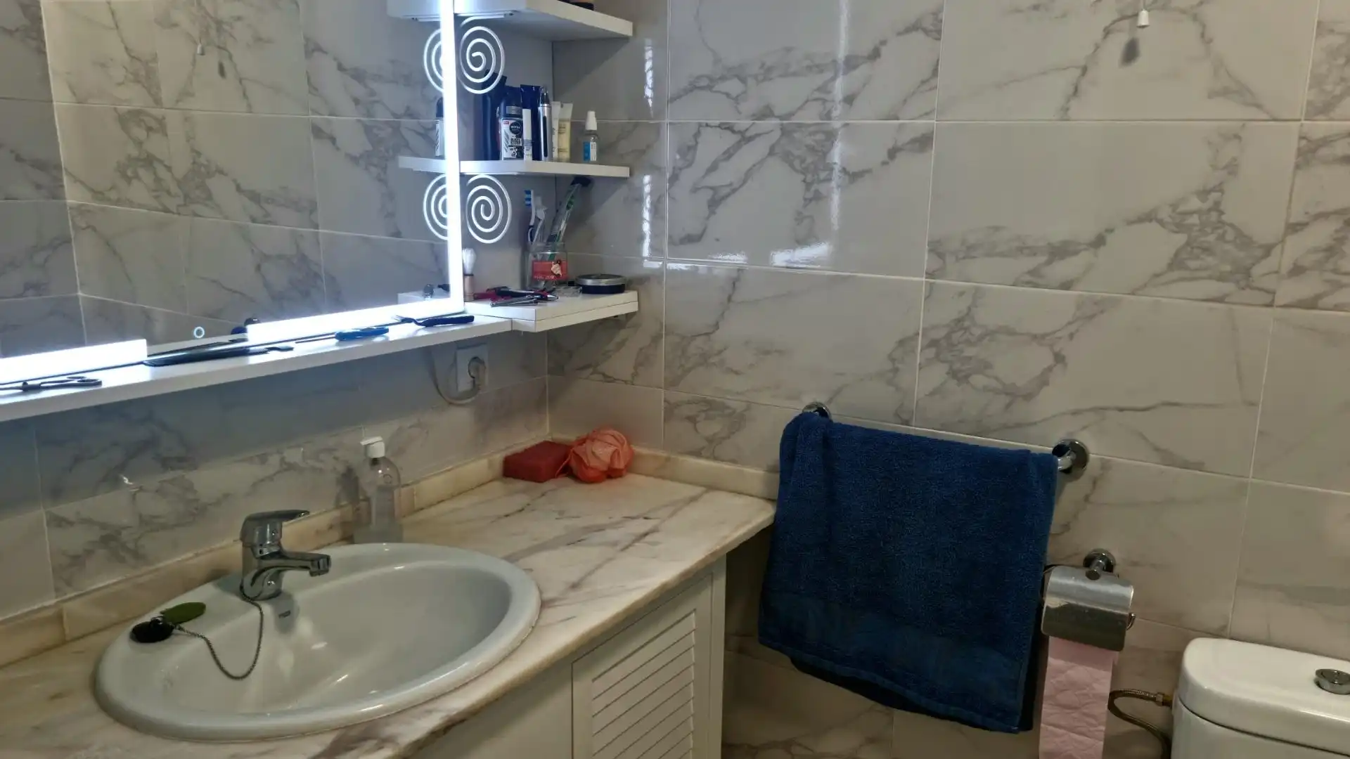 Bany de Pis en venda en Reus amb Aire condicionat, Calefacció i Terrassa