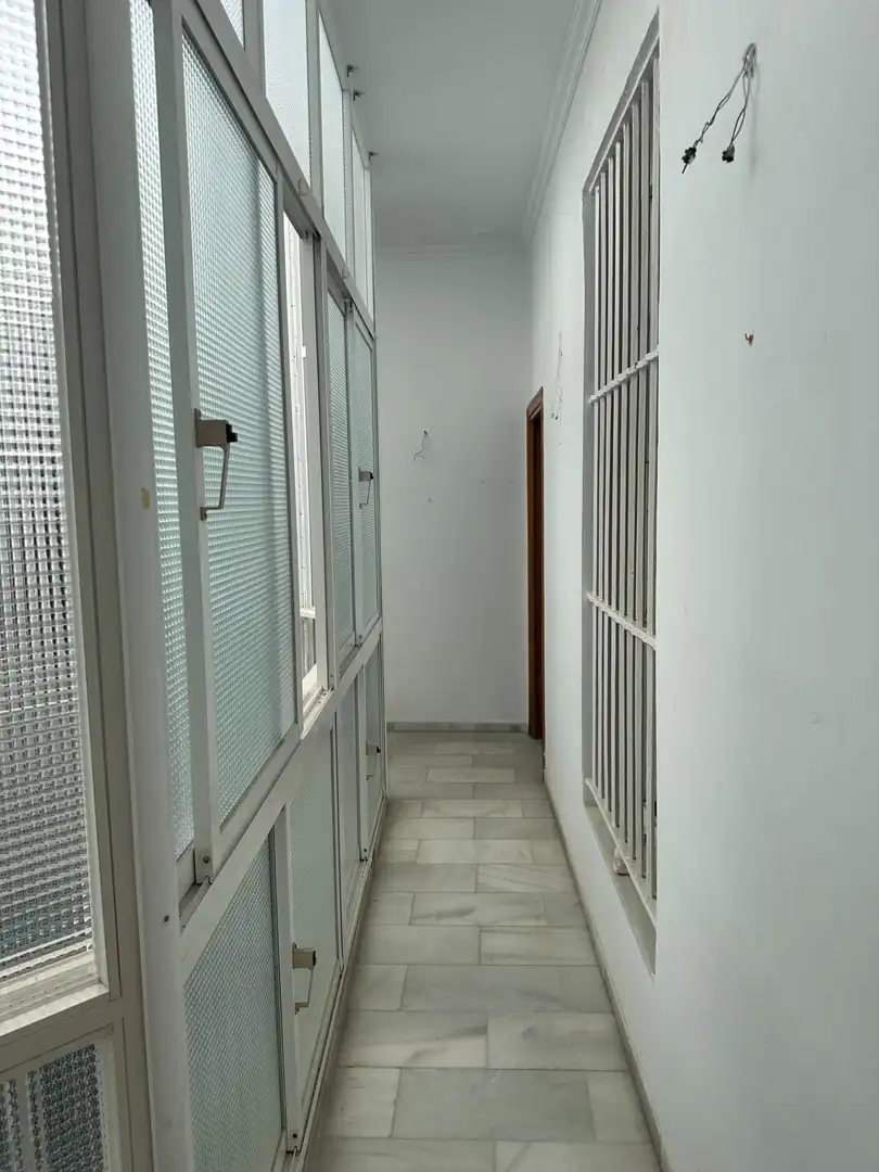 Piso en venta en Cádiz con Balcón