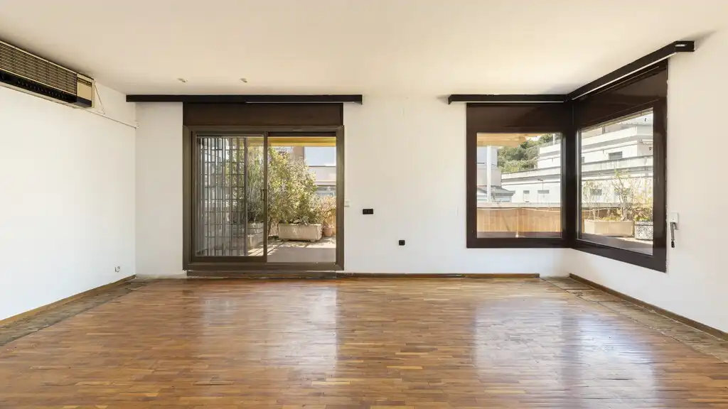 Living room of Apartments for sale in Barcelona  with Air Conditioner, Heating and Parquet flooring