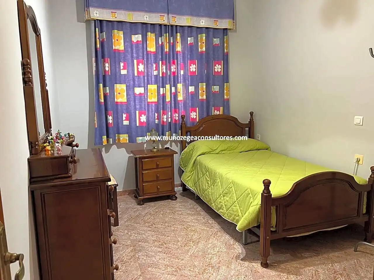 Habitación de Casa o chalet en venta en Lucena con Aire acondicionado y Trastero