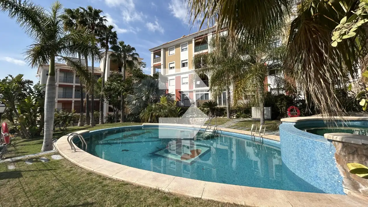 Piscina de Estudio en venta en Mutxamel con Aire acondicionado, Amueblado y Piscina comunitaria