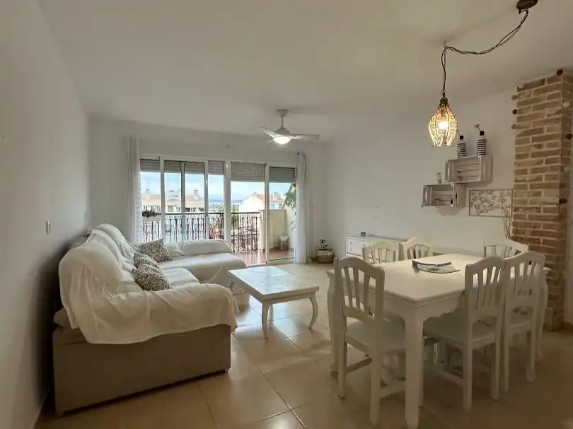 Wohnzimmer von Dachboden zur Miete in Murcia mit Klimaanlage, Terrasse und Möbliert