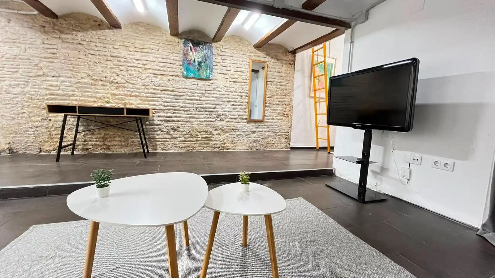 Wohnzimmer von Erdgeschoss zur Miete in Valencia mit Klimaanlage und Möbliert