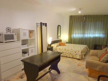 Studio mit Pool zur Miete in Avenida Alcalde Luis Uruñuela