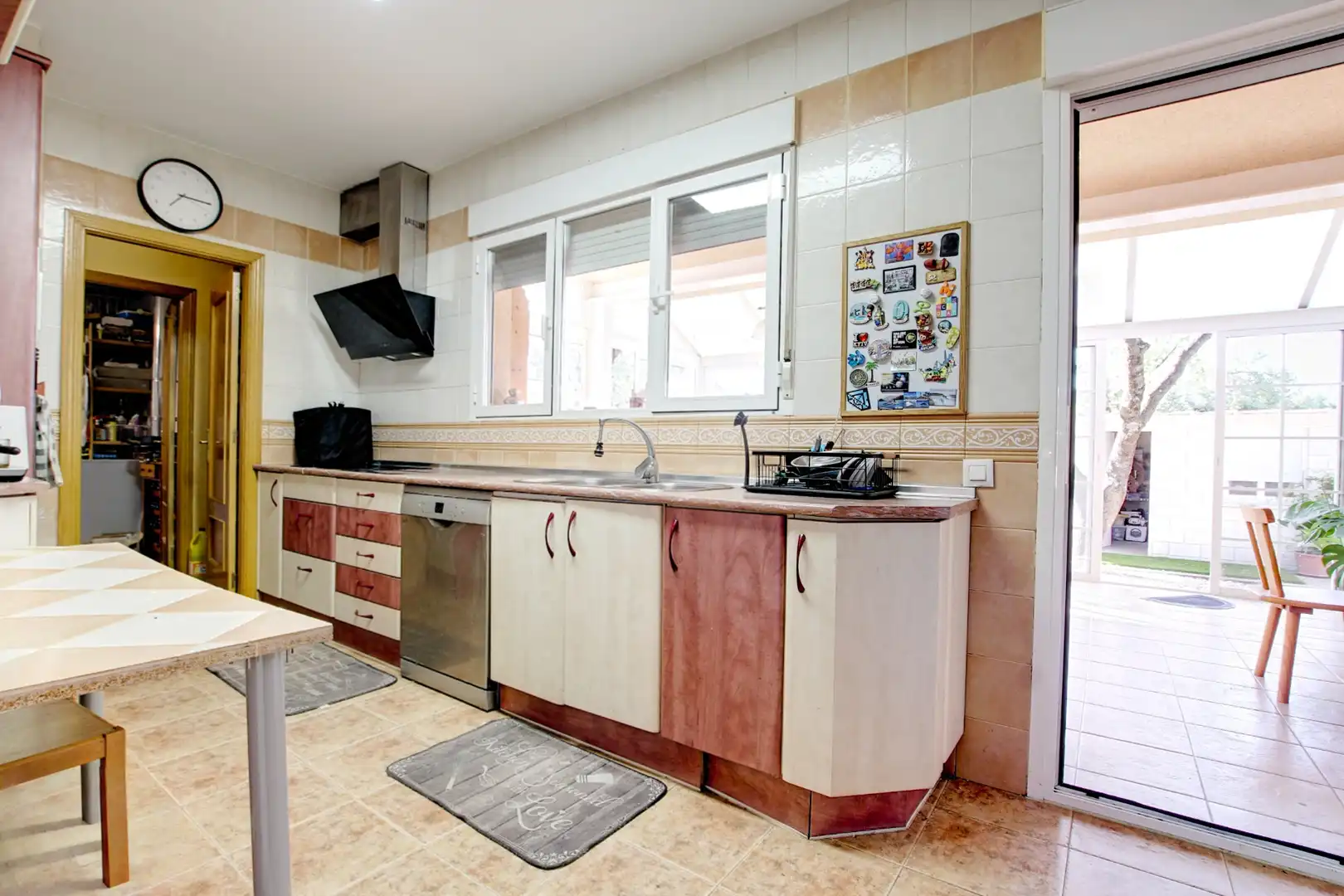Cuina de Casa o xalet en venda en Nuevo Baztán amb Aire condicionat, Calefacció i Jardí privat