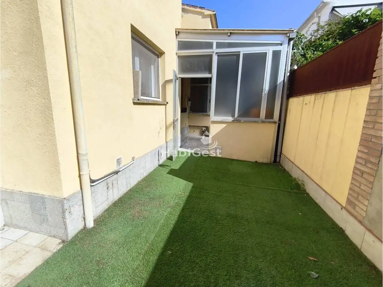 Parkplatz von Haus oder Chalet zum Verkauf in Medinyà mit Heizung und Terrasse