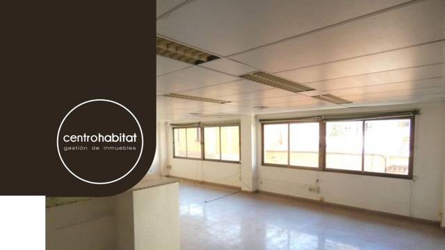 Local comercial en Venta en Plaza de Toros - Avenida Chapí - Trinquete