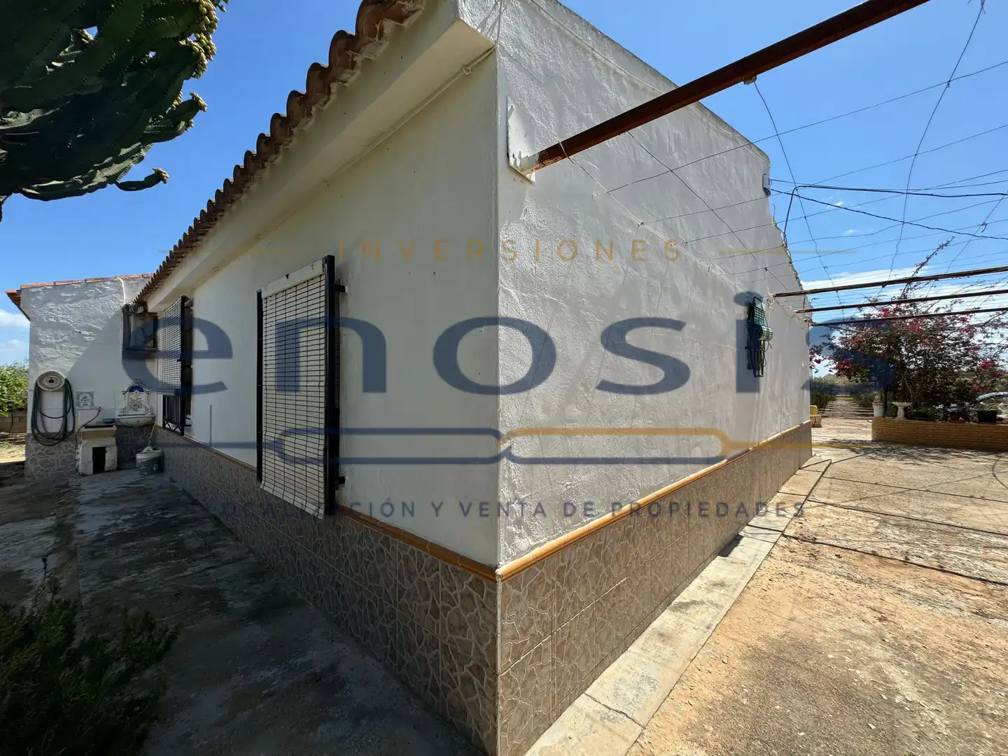 Vista exterior de Finca rústica en venda en Torre-Pacheco amb Aire condicionat