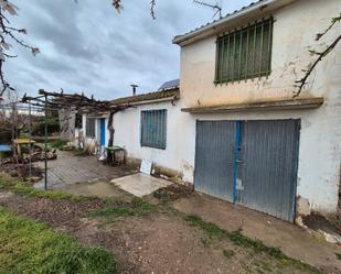 Exterior view of Country house for sale in Pinseque  with Swimming Pool