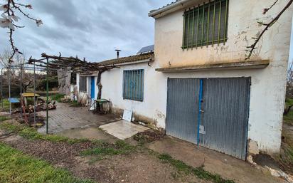 Vista exterior de Finca rústica en venda en Pinseque amb Piscina