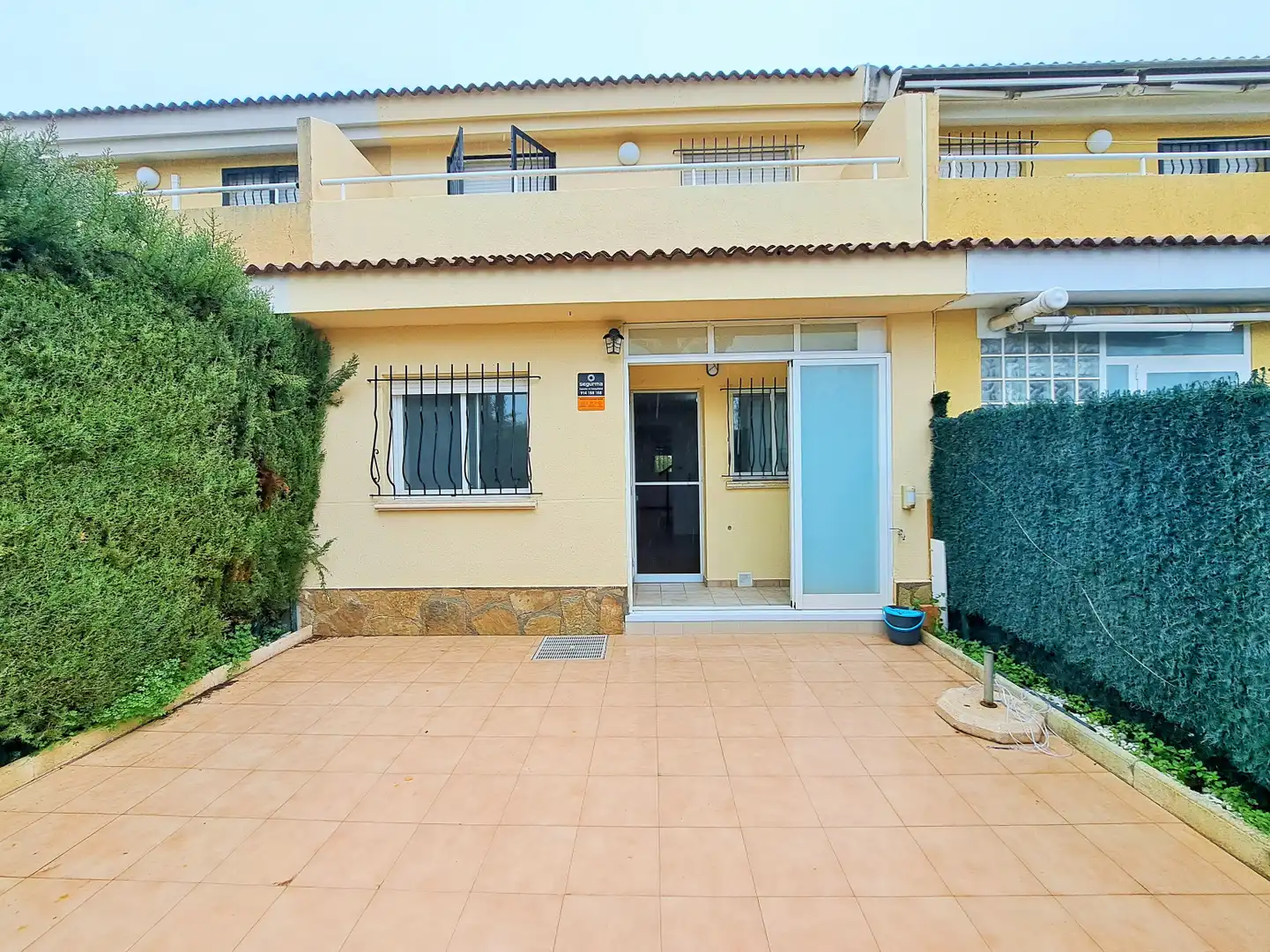 Vista exterior de Casa o chalet en venta en Daimús con Aire acondicionado, Calefacción y Terraza