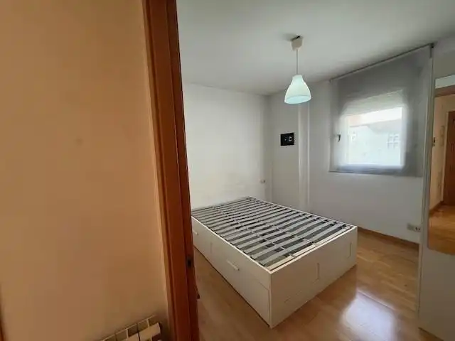 Bedroom of Flat for rent in Sabadell  with Heating and Parquet flooring