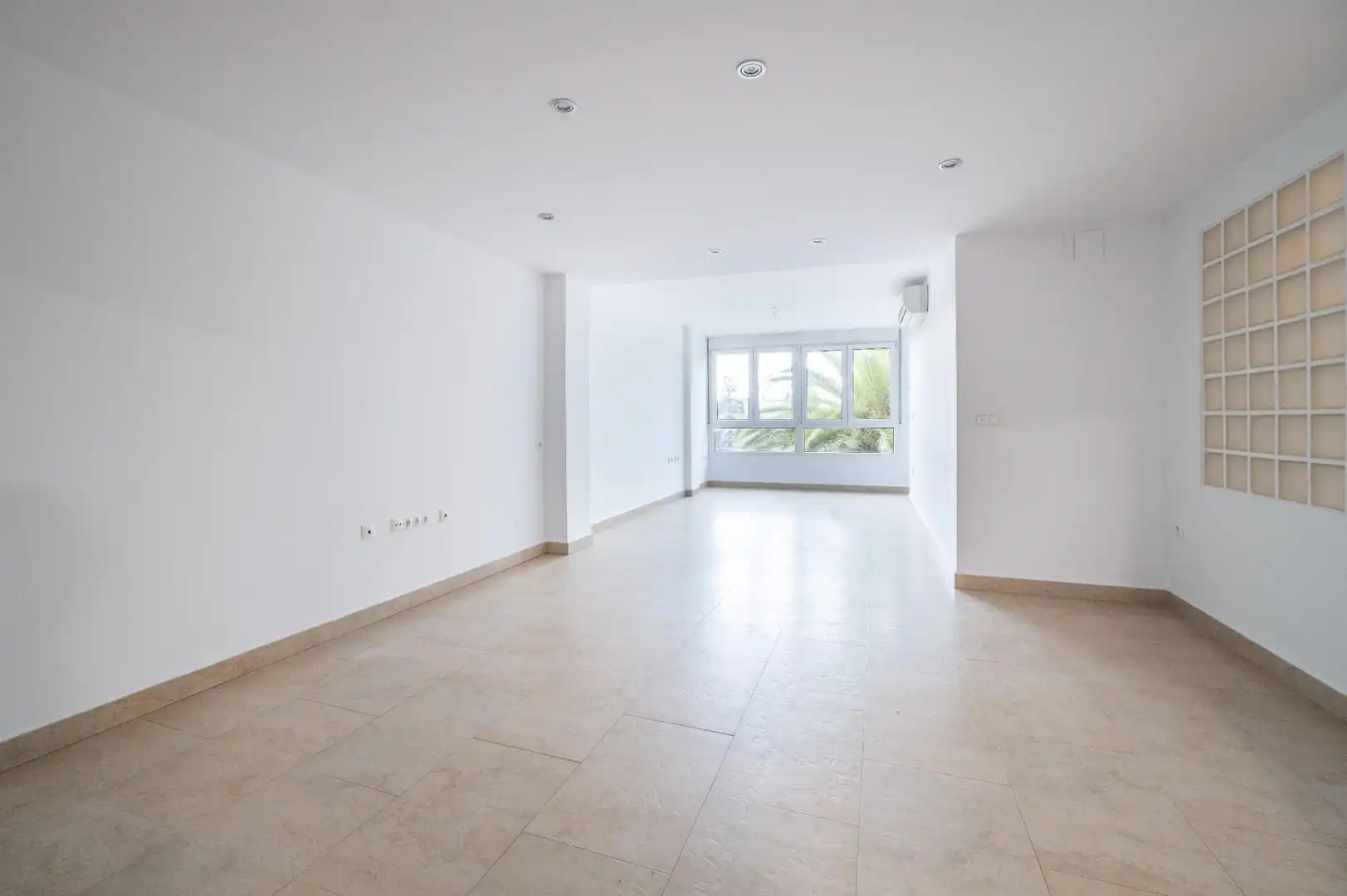 Piso en venta en Granada con Aire acondicionado y Calefacción